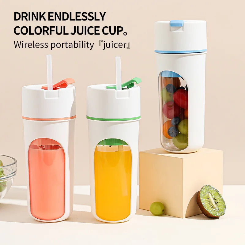 Spremiagrumi elettrico Spremia - Portable Blender Usb Rechargeable recensione e prezzo